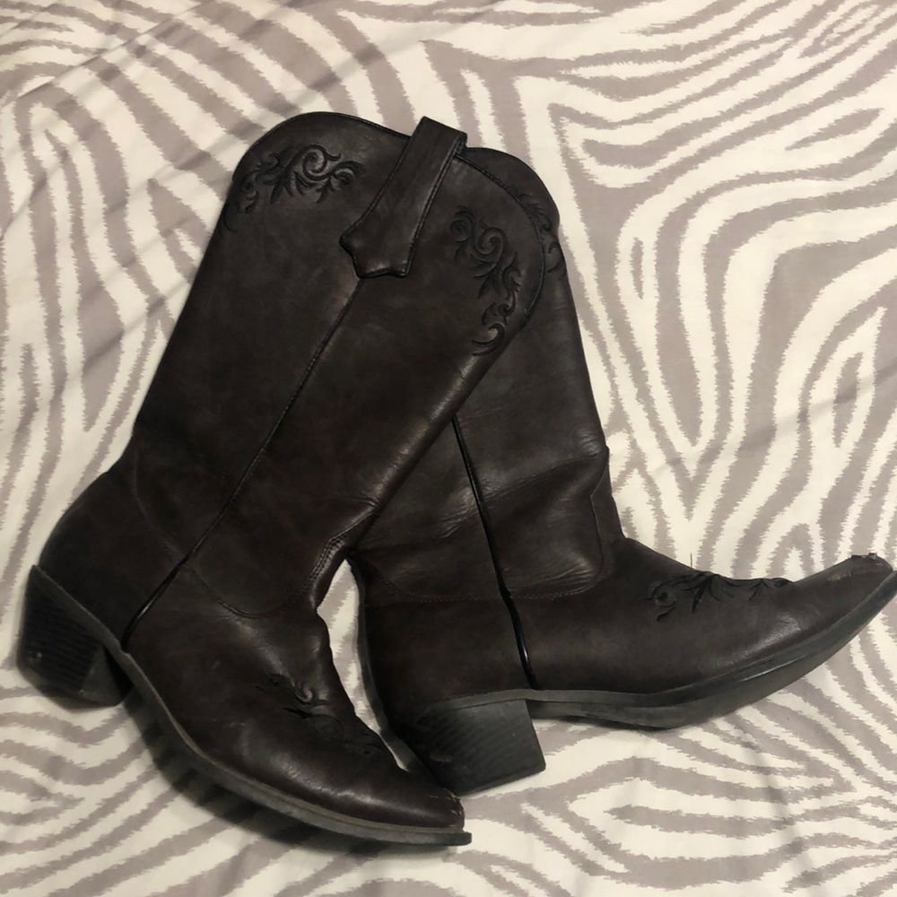 Roper women’s boots, size 11